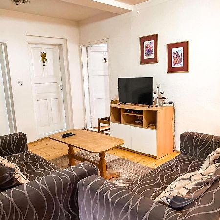 Yeti Guest House Маврово Екстер'єр фото
