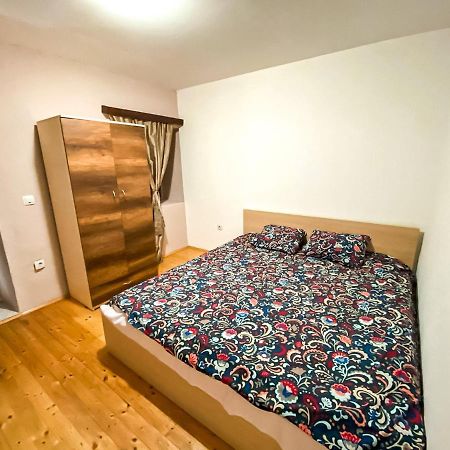 Yeti Guest House Маврово Екстер'єр фото