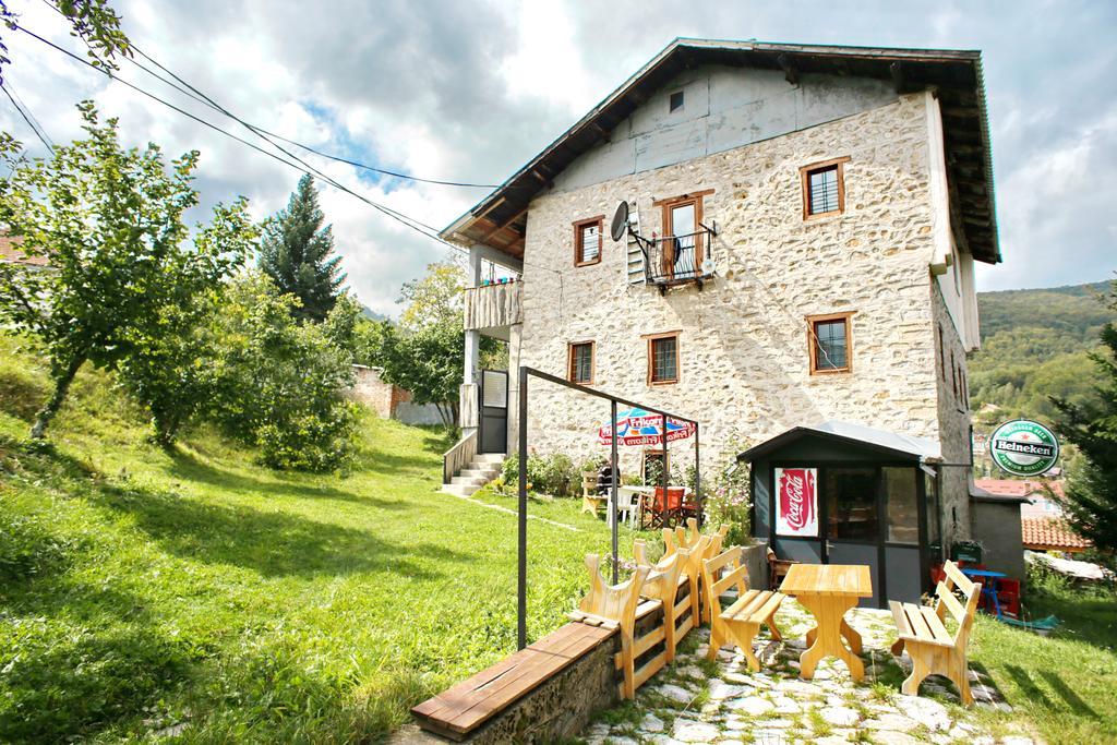 Yeti Guest House Маврово Екстер'єр фото