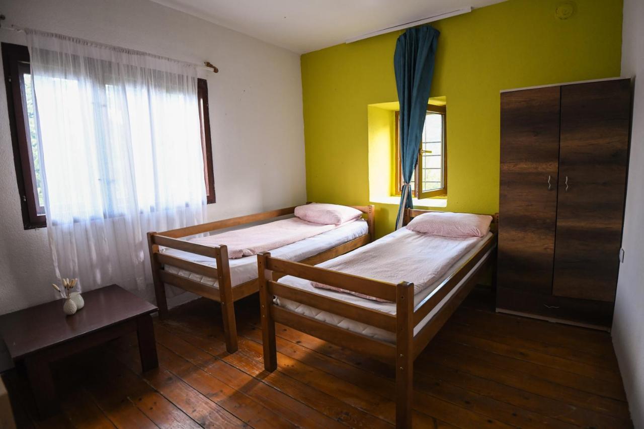 Yeti Guest House Маврово Екстер'єр фото