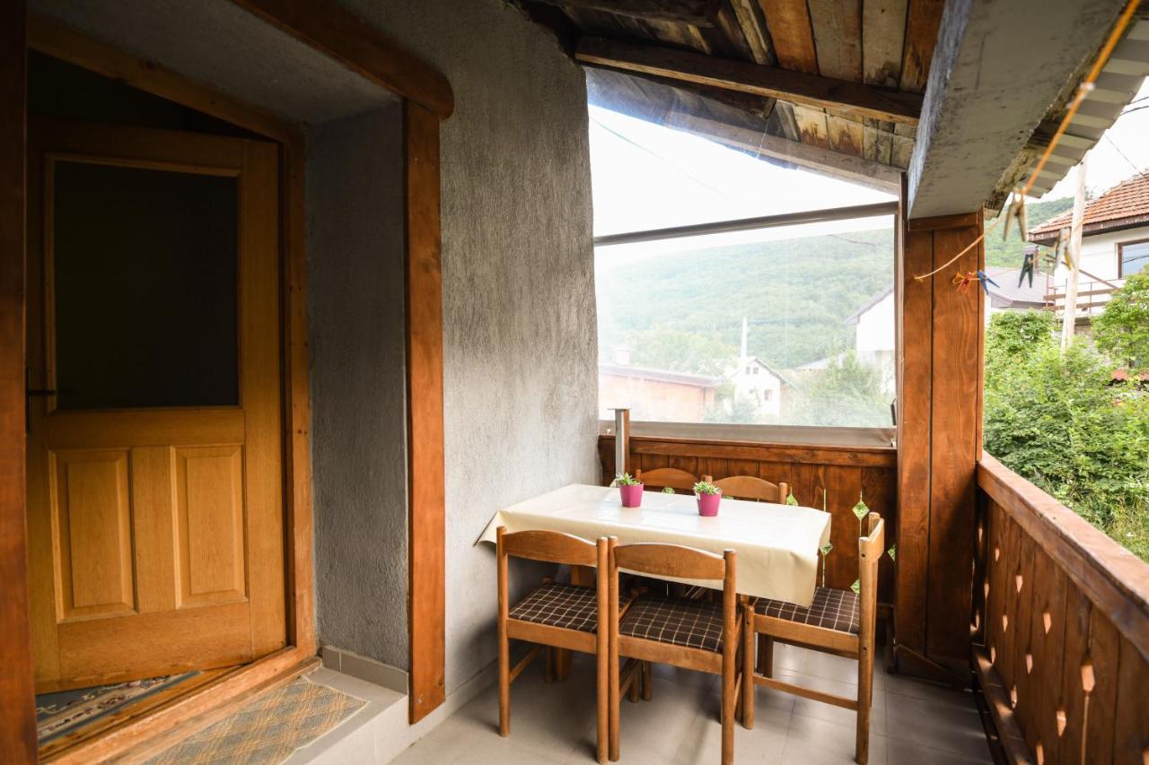 Yeti Guest House Маврово Екстер'єр фото